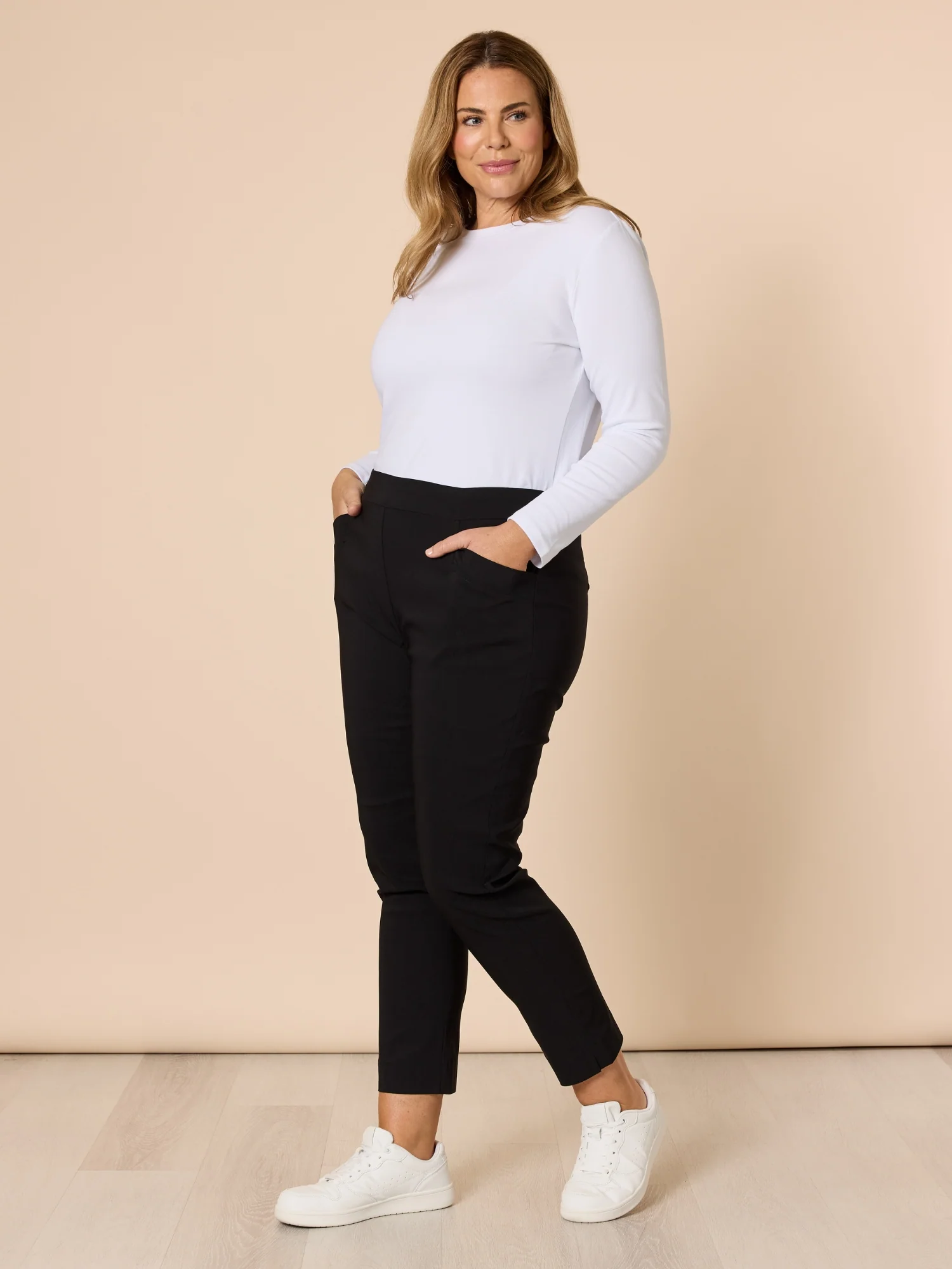 Harbour Slim Leg Pant - Black